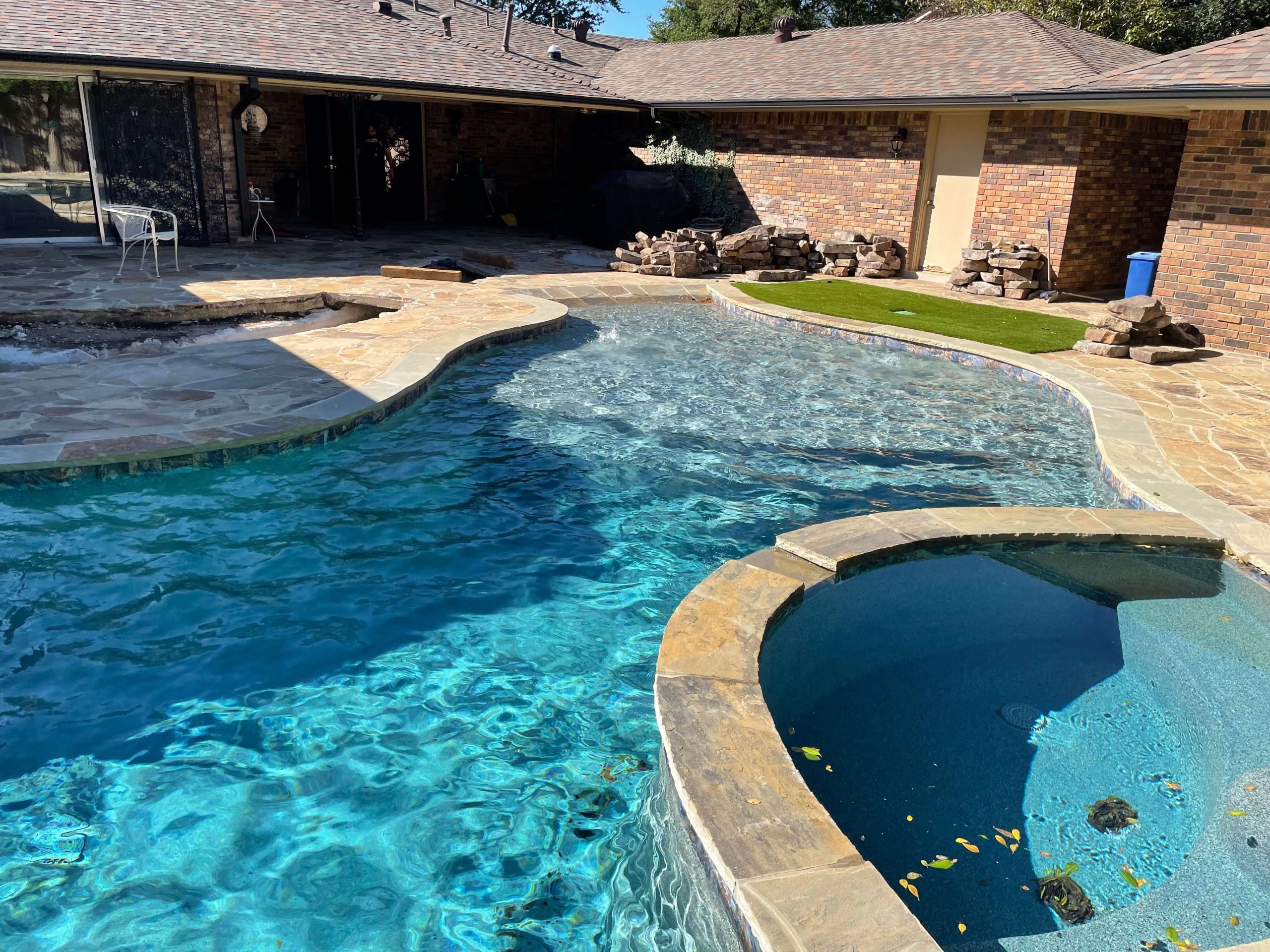 Giovanni's Custom Pool Design: From Concept to Stunning Outdoor Paradise